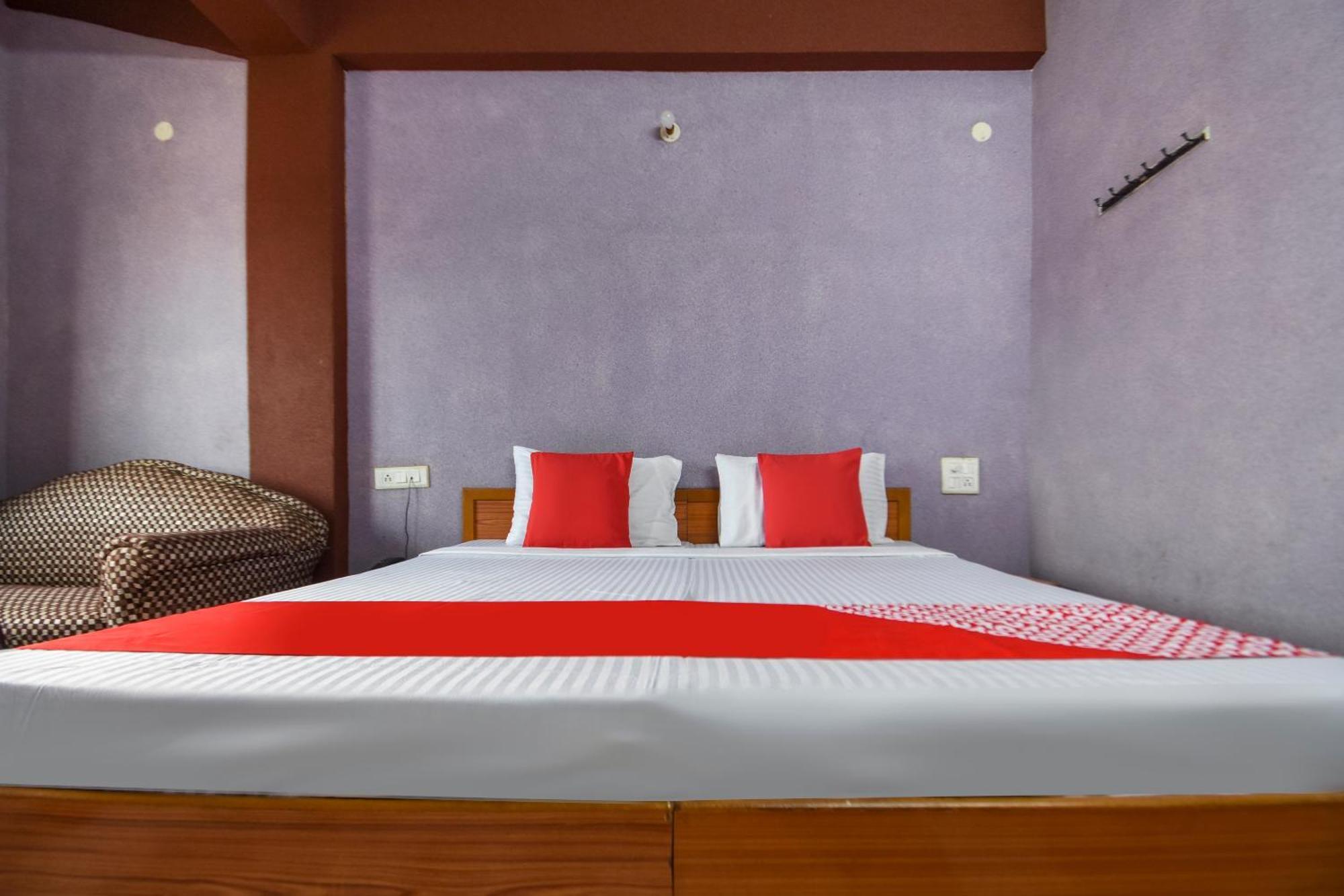 Oyo Flagship Vibes Hotel Nālāgarh Buitenkant foto