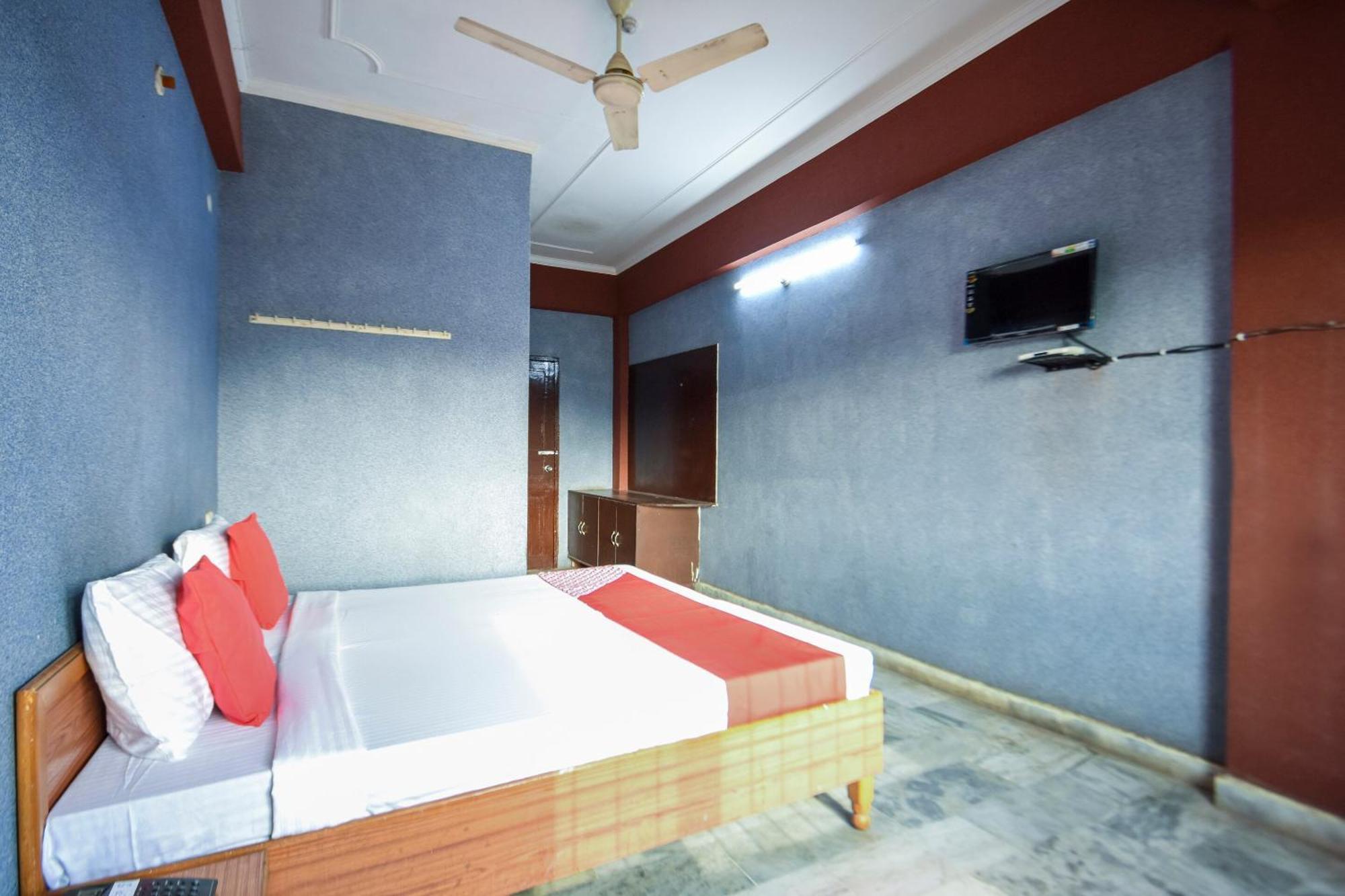 Oyo Flagship Vibes Hotel Nālāgarh Buitenkant foto